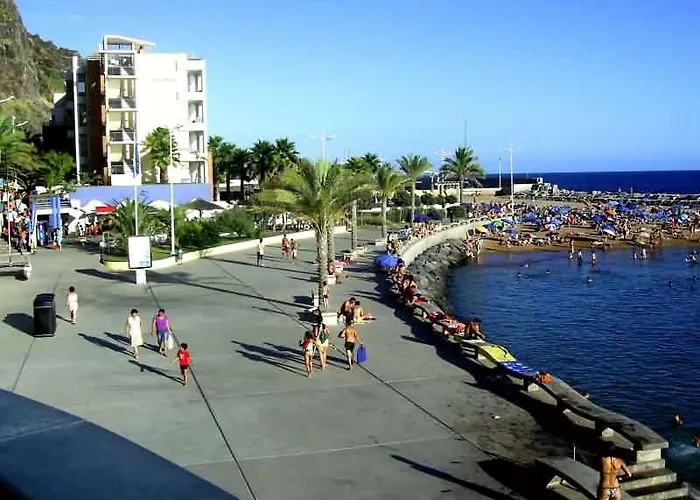 Azul Infinito Apartment 1Br Views Arco da Calheta (Madeira)